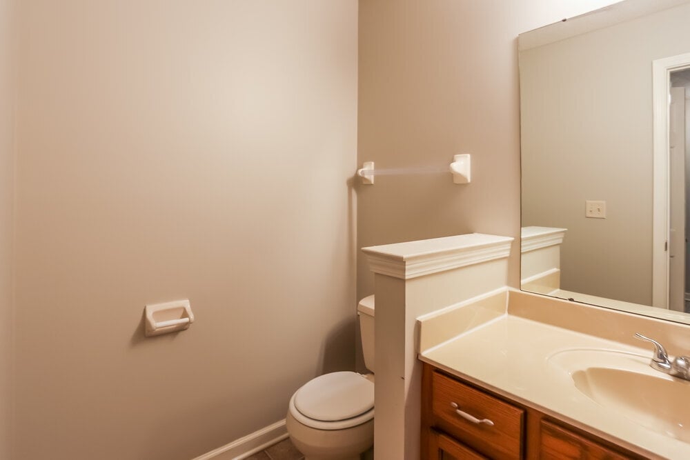 Building Photo - 4832 Ashcroft Dr