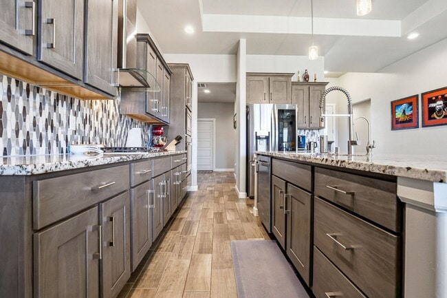 Building Photo - Beautifully Maintained 3 Bedroom Home in Mesa Village