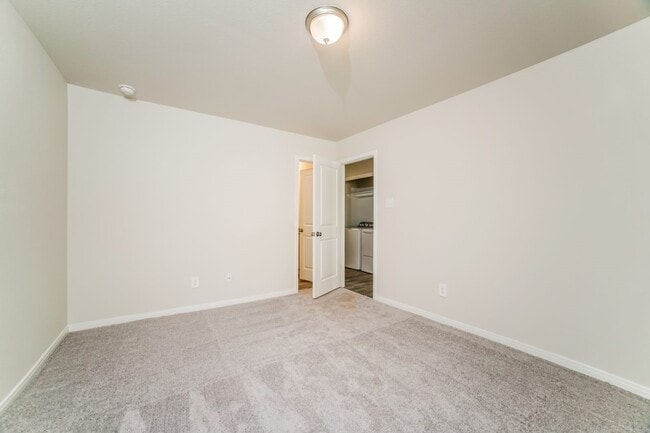 Building Photo - 15645 Briar Forest Dr