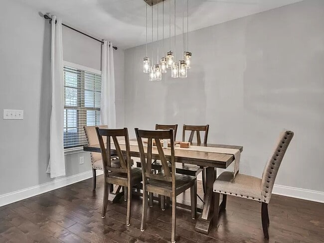 Building Photo - Luxury Bellevue Townhome in Harpeth Park