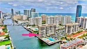 Primary Photo - 2017 S Ocean Dr