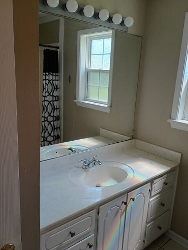 Building Photo - 97 Lelia Ln