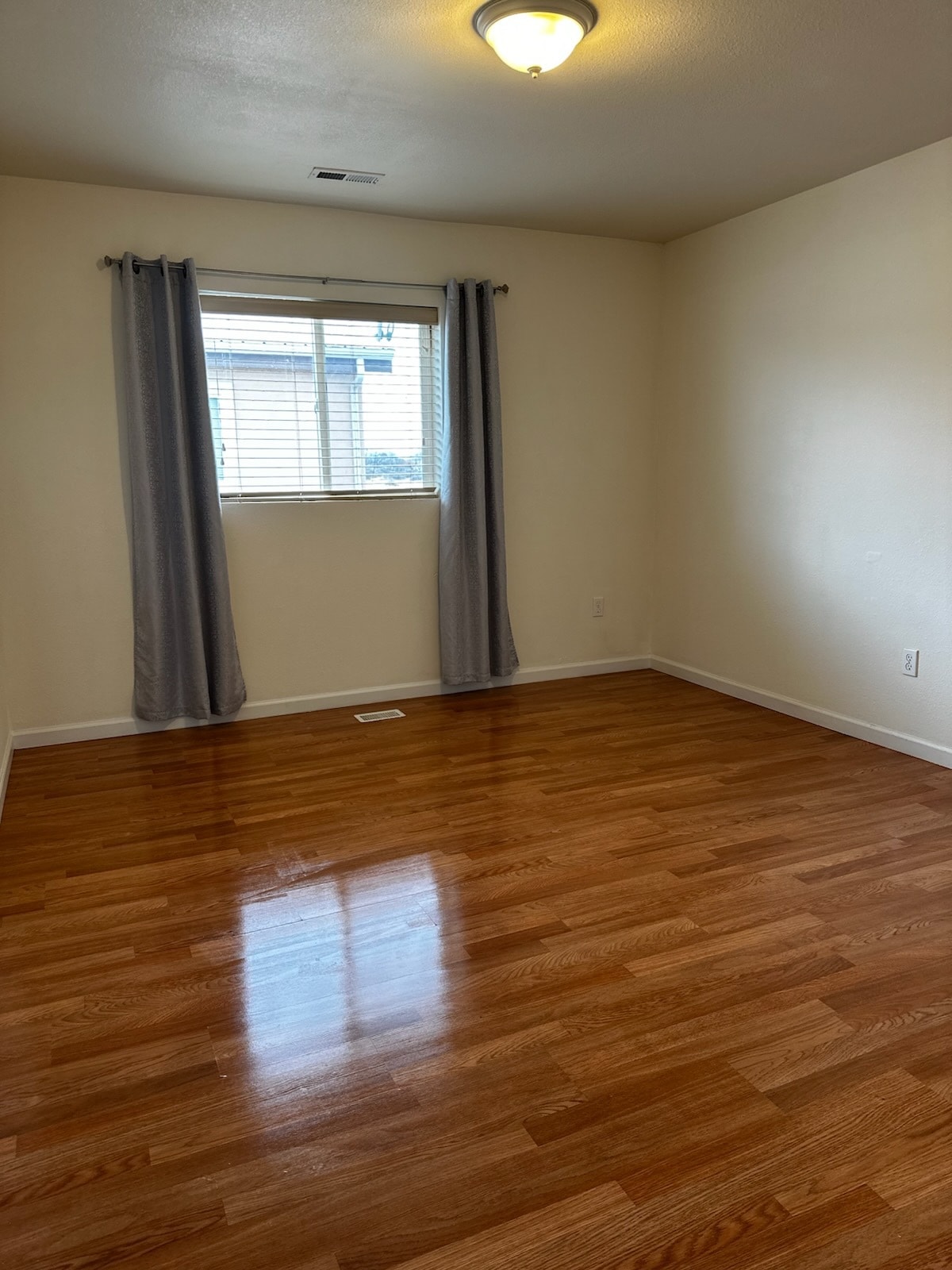 Building Photo - 128 Sage St