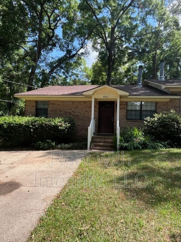 Building Photo - 8787 Louvinia Way