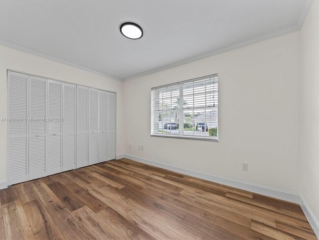 Building Photo - 9947 NW 47th Terrace