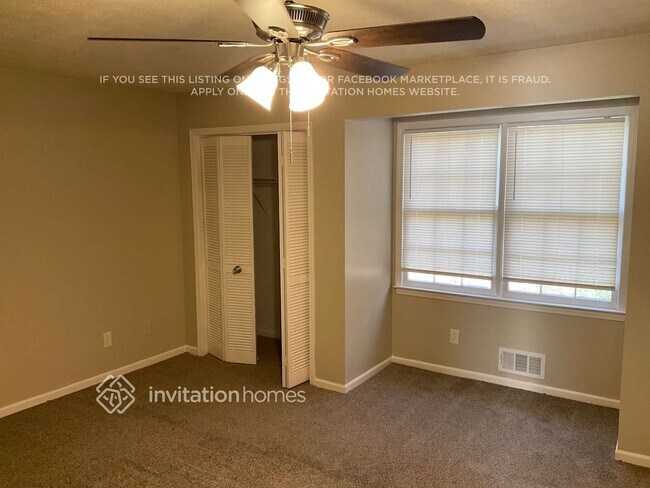 Building Photo - 216 Jousters Ln NW