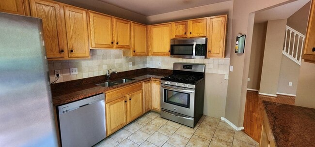 Building Photo - 152 Legacy Park Cir