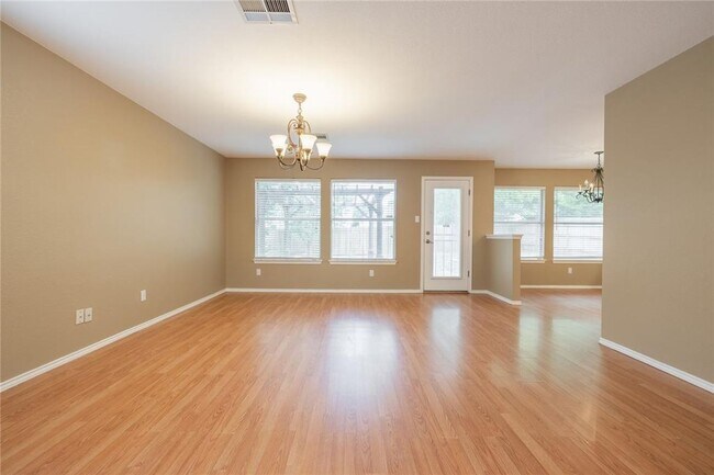 Building Photo - No Carpet! Tons of Space! Beautiful backya...