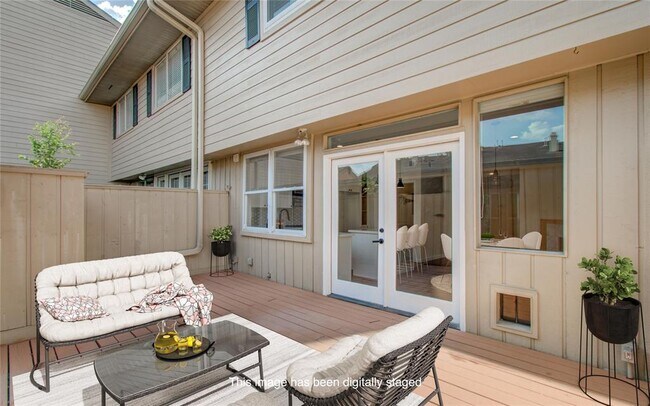 Building Photo - 5839 Sugar Hill Dr