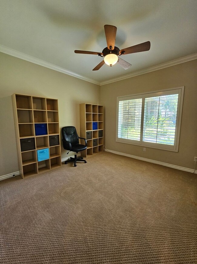 Building Photo - Exceptional Single-Story Home in Prime Upl...