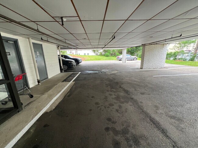 Building Photo - 295 W Wyoming Ave