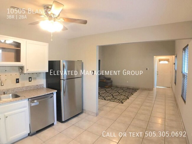 Primary Photo - 10505 Blanco-