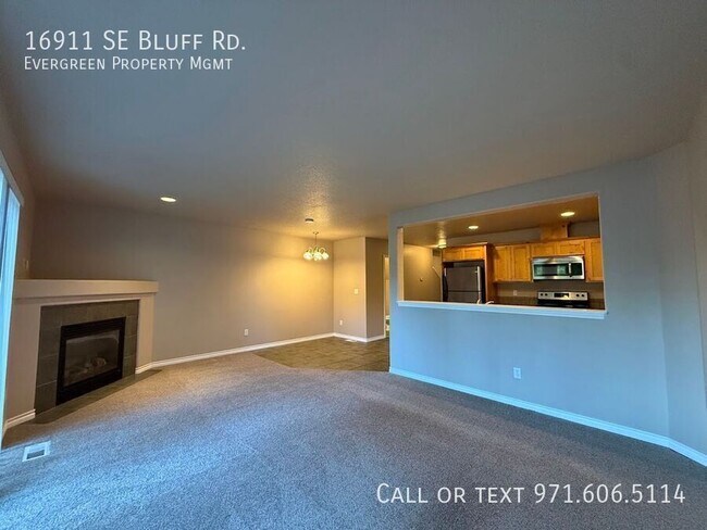 Building Photo - 16911 SE Bluff Rd