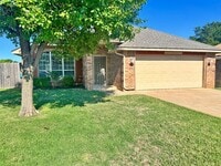 Building Photo - 17609 Gold Dr