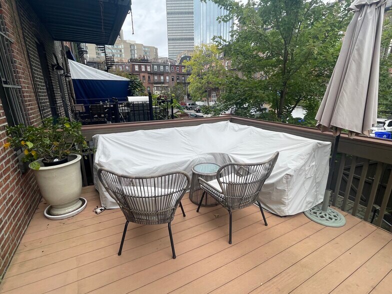 Building Photo - 18 Durham St