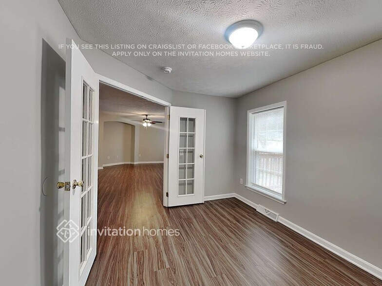 Building Photo - 115 Bright Star Cir