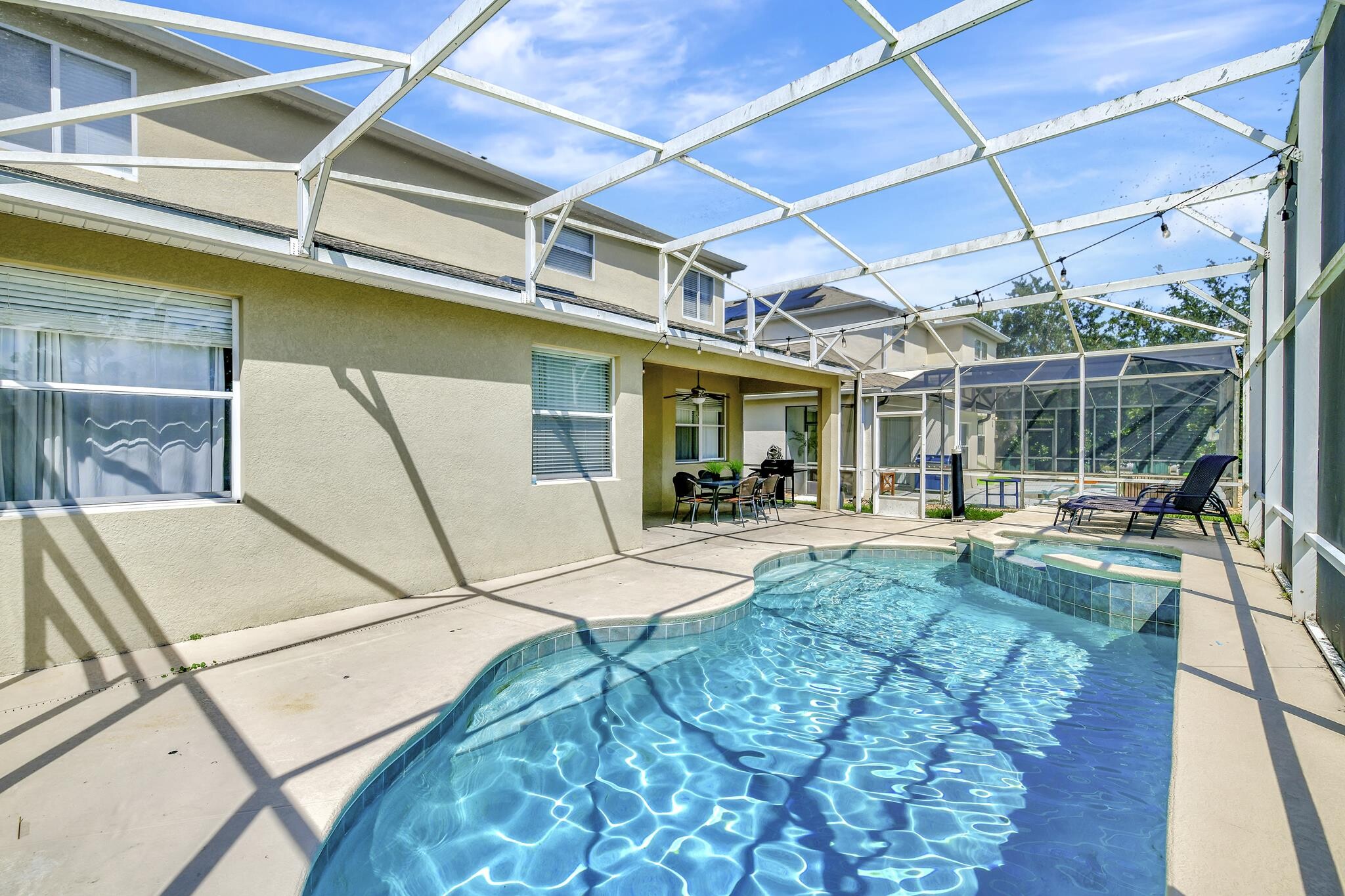Building Photo - 118 Higher Combe Dr