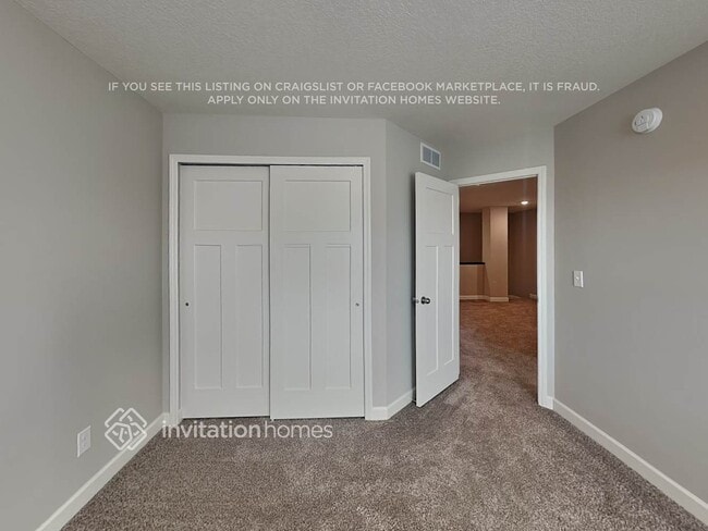 Building Photo - 10946 Zest St NE