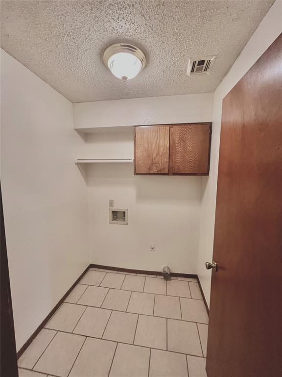 Building Photo - 312 Falcon Ct