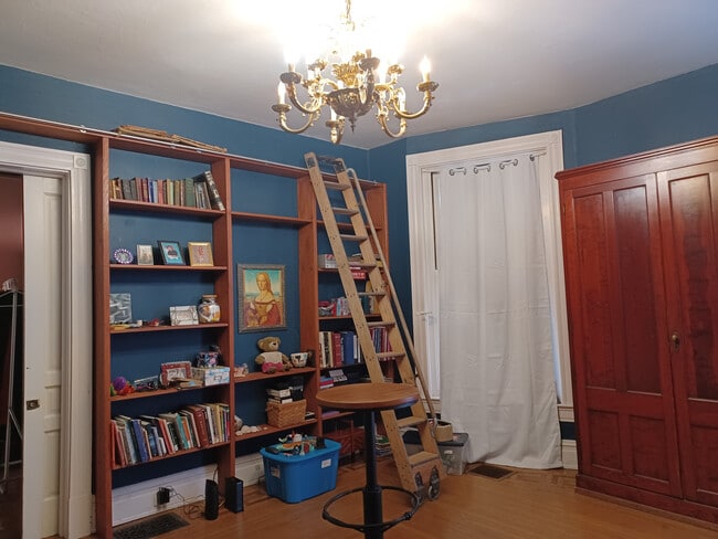 Building Photo - 3507 Clifton Ave