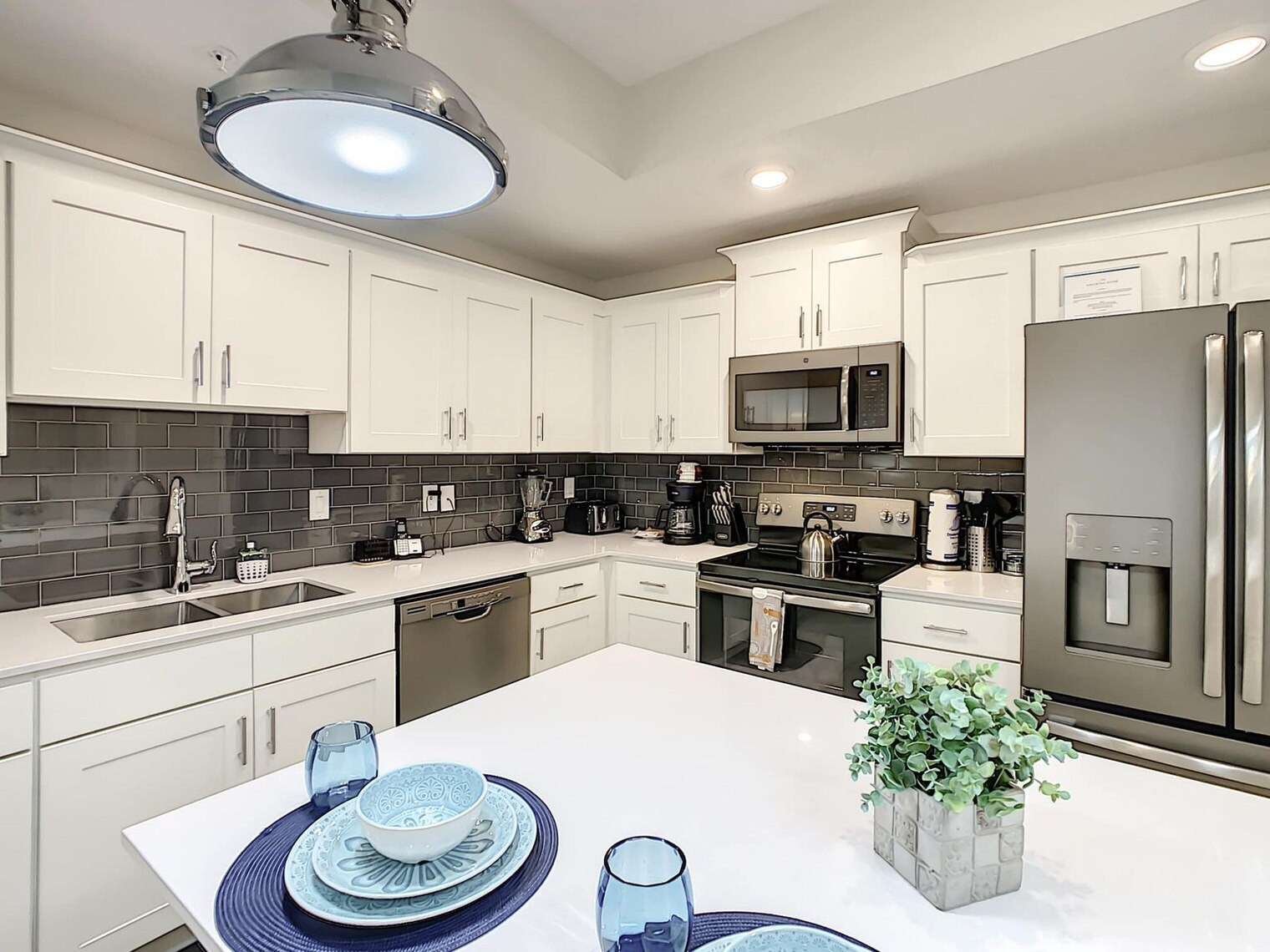 Building Photo - 3121 Paradox Cir