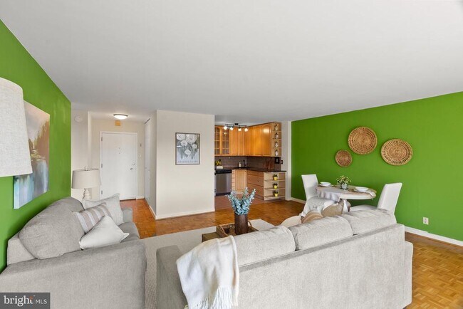 Building Photo - 1401 Pennsylvania Ave