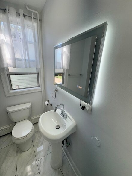 Building Photo - 24 Pamrapo Ave