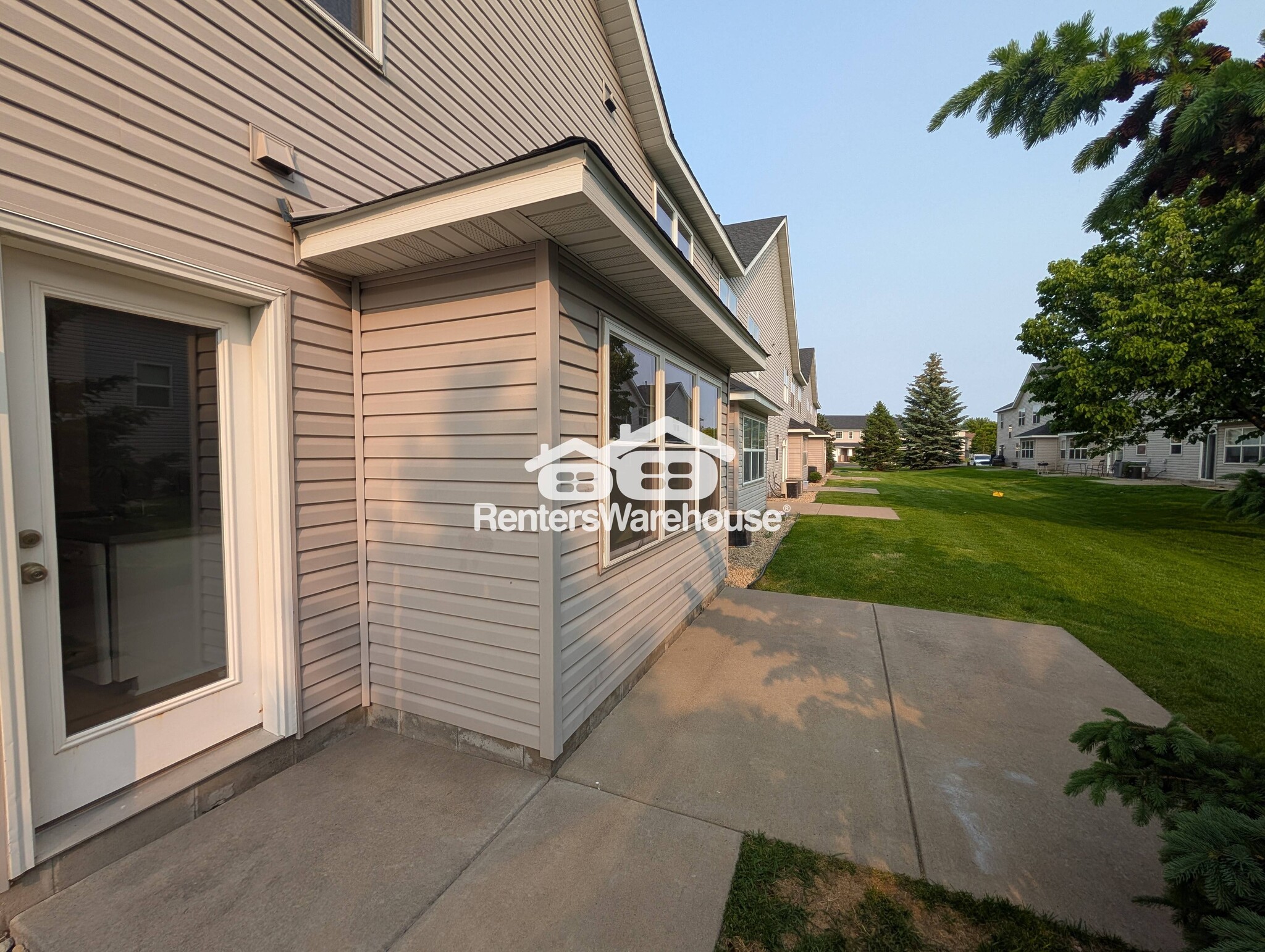 Building Photo - 10549 64th Way NE