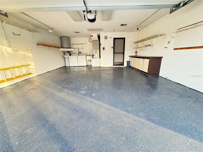 Building Photo - 2647 N Horseshoe Bay Dr