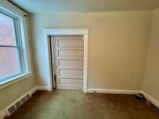 Building Photo - 5514 Broad St