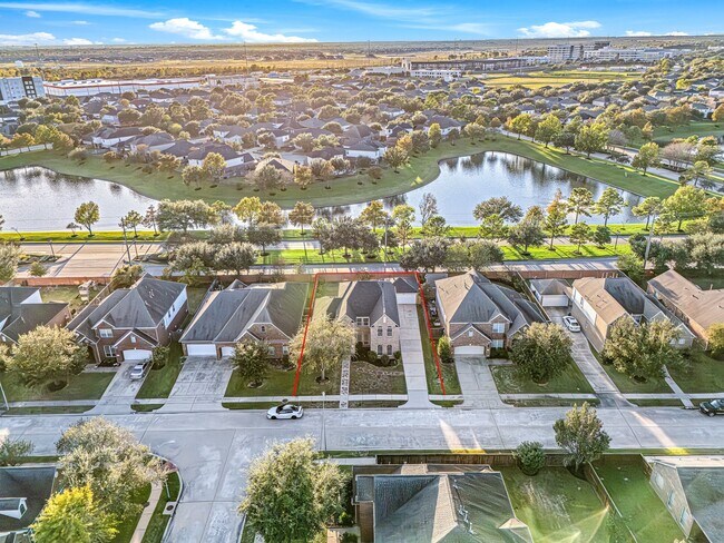 Building Photo - 14511 Middle Bluff Trail