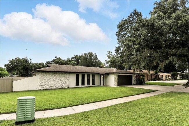 Building Photo - 3903 Anderson Rd