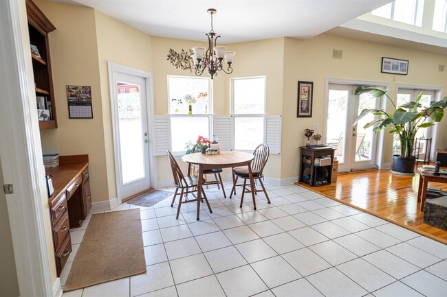 Building Photo - 491 Frank Shaw Rd