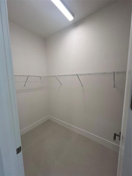 Building Photo - 12526 Solana Bay Cir
