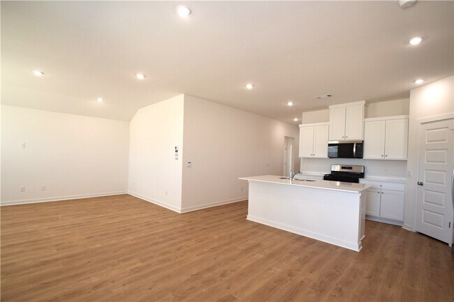 Building Photo - 568 Colorado St