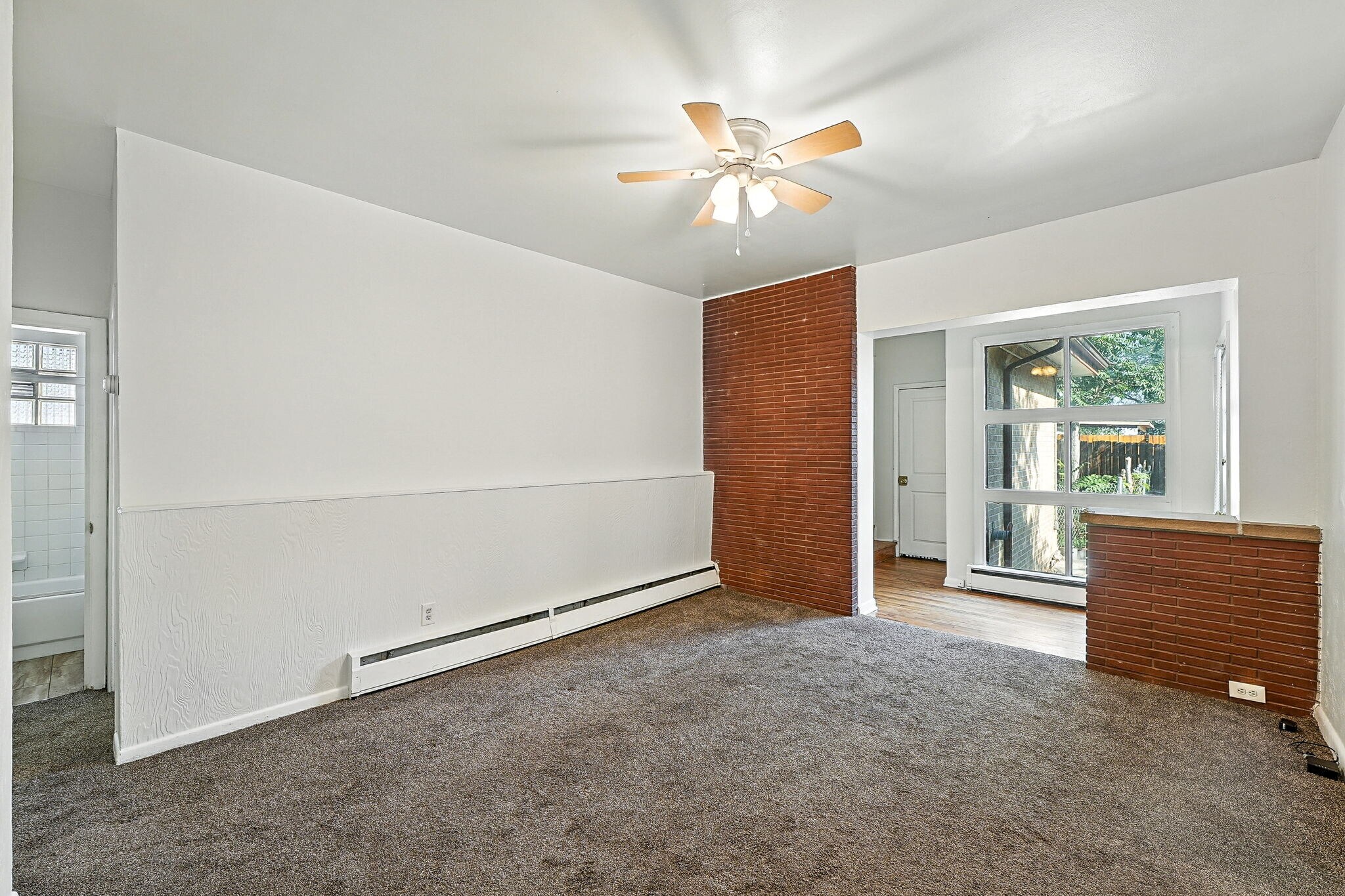 Building Photo - 5631 W 16th Ave