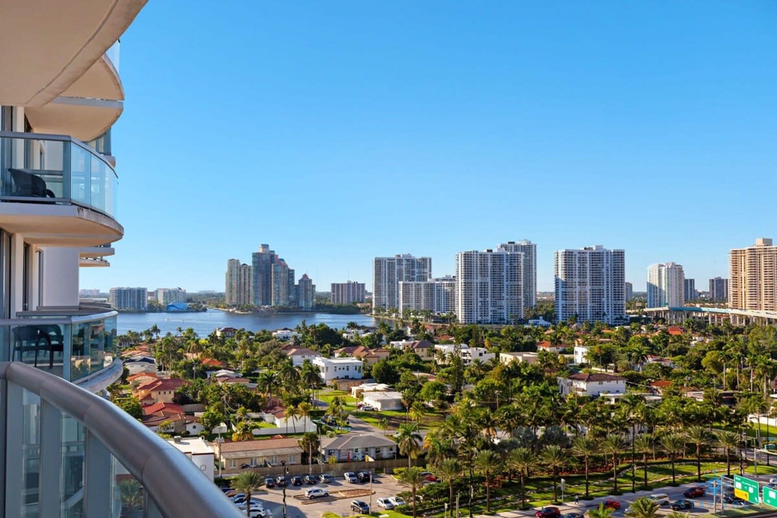 Building Photo - 18683 Collins Ave