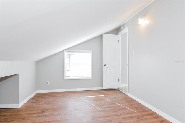 Building Photo - 3233 Timberline Rd