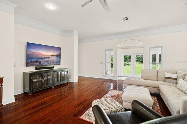 Building Photo - 9656 Bryanston Dr