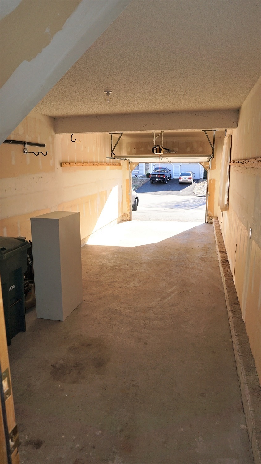 Garage - 217 Deer Run Trail