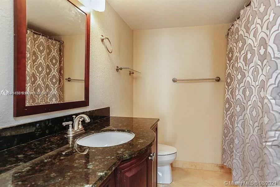 Building Photo - 2401 S Ocean Dr
