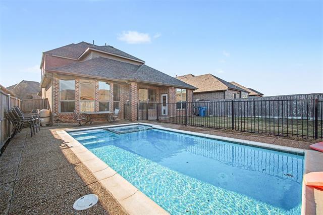 Building Photo - 588 Deverson Dr