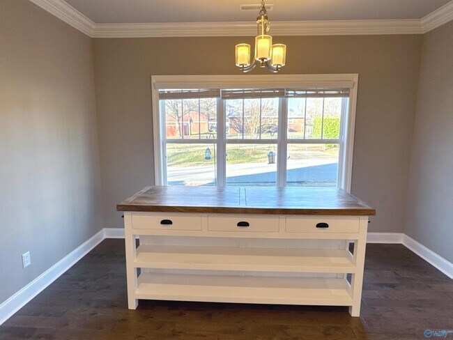 Building Photo - 4260 Sullivan St