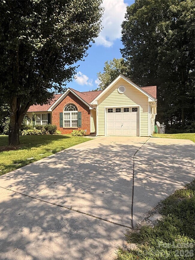 Building Photo - 7124 Rumple Rd