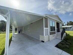 Building Photo - 3539 Vine Trl