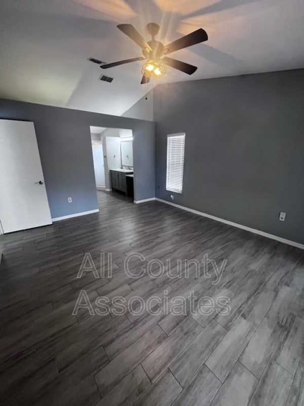 Building Photo - 8302 Matthew Dr