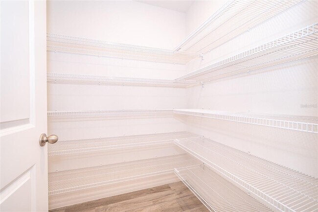 Building Photo - 5261 Luisa Ct