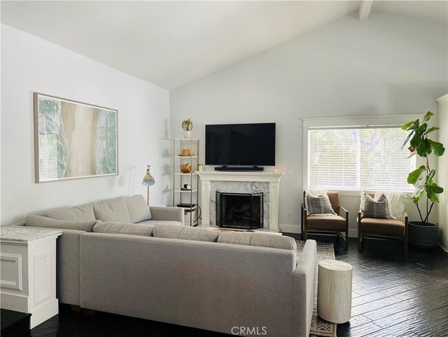 Building Photo - 21901 Summer Cir