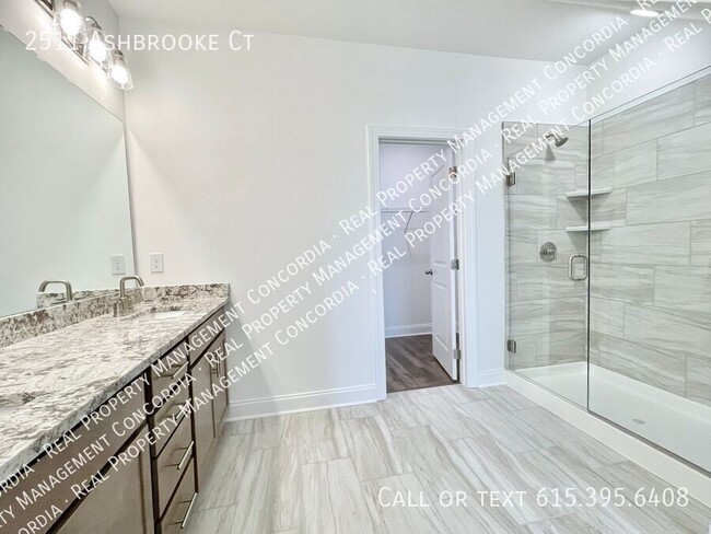 Building Photo - 2511 Ashbrooke Ct