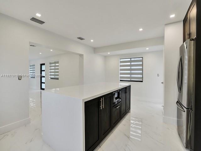 Building Photo - 7881 Hope St